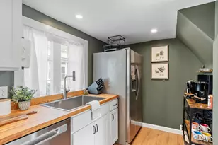 5 Middle St, Nashua, NH 03060 - Photo 11