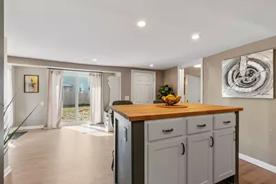 5 Middle Street, Nashua, NH 03060 - Photo 13