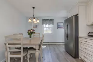 27 Bedard Ave, Derry, NH 03038 - Photo 15