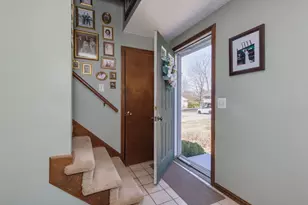 27 Bedard Ave, Derry, NH 03038 - Photo 7