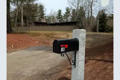 18 Boylston Avenue, Nashua, NH 03064 - Photo 9