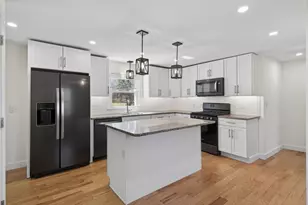 112 Tolend Rd, Dover, NH 03820 - Photo 5