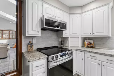 41 Windsor Boulevard, Londonderry, NH 03053 - Photo 25