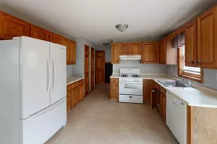 5B Mark St, Hudson, NH 03051 - Photo 5