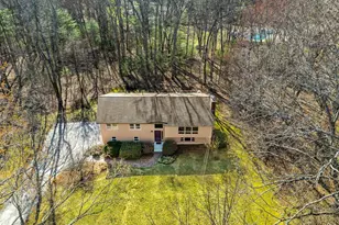 11 Mulberry Ln, Bedford, NH 03110 - Photo 3