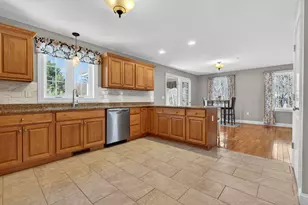 596 Haverhill Rd, Chester, NH 03036 - Photo 7