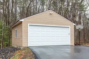 12 Severance Dr, Londonderry, NH 03053 - Photo 49