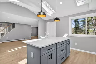 27 Gilcreast Rd, Londonderry, NH 03053 - Photo 5