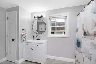 61 Barbara Ln, Hudson, NH 03051 - Photo 27