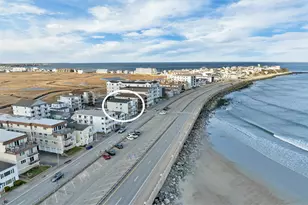 421 Ocean Blvd, Hampton, NH 03842 - Photo 1