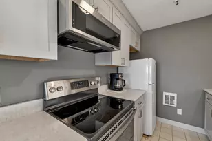 421 Ocean Blvd, Hampton, NH 03842 - Photo 23