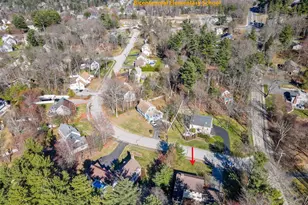 19 Lisa Dr, Nashua, NH 03062 - Photo 7