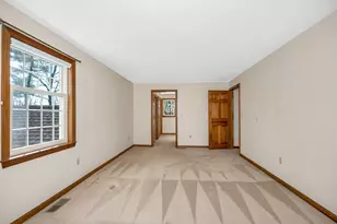 19 Lisa Dr, Nashua, NH 03062 - Photo 33