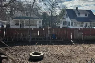 11 Millville St, Salem, NH 03079 - Photo 7