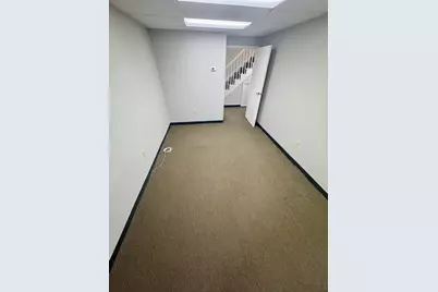 707 Chestnut Street, Manchester, NH 03104 - Photo 13