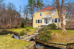 483 Walnut St, Manchester, NH 03104 - Photo 59