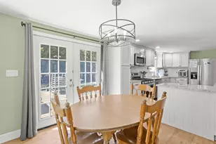 567 N Stark Hwy, Weare, NH 03281 - Photo 9