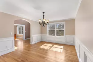 32 Olive Meadow Ln, Dover, NH 03820 - Photo 7