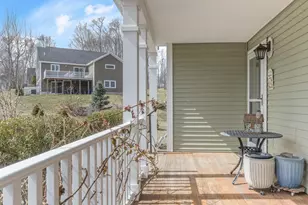 425 Pleasant St, Rollinsford, NH 03869 - Photo 21