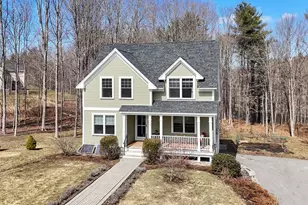 425 Pleasant St, Rollinsford, NH 03869 - Photo 29