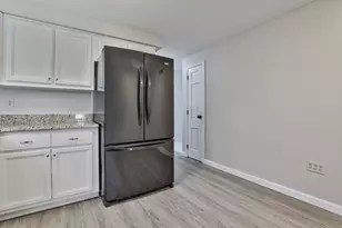 13 Cider Ln, Nashua, NH 03063 - Photo 17