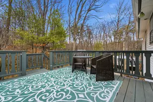 62 Wason Rd, Hudson, NH 03051 - Photo 9