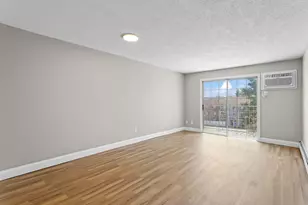 379 Huse Rd, Manchester, NH 03103 - Photo 7