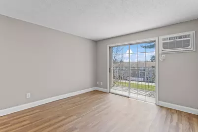 379 Huse Road #34, Manchester, NH 03103 - Photo 11