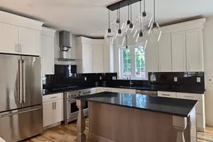 19 Shearwater Dr, Portsmouth, NH 03801 - Photo 3