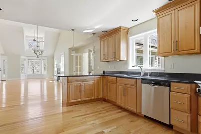 8 Indian Hill Road #L, Derry, NH 03038 - Photo 15