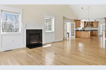 8 Indian Hill Road #L, Derry, NH 03038 - Photo 11