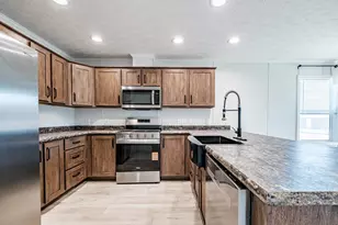68 Diamondback Dr, Rochester, NH 03868 - Photo 29