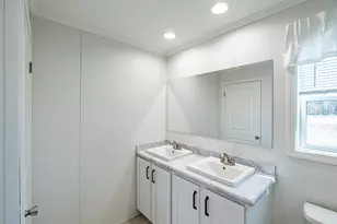 68 Diamondback Dr, Rochester, NH 03868 - Photo 37