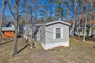 120 Robinhood Dr, Exeter, NH 03833 - Photo 3