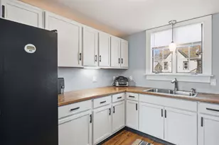 388 Elm St, Laconia, NH 03246 - Photo 13