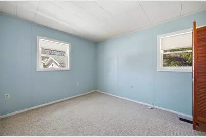 34 Valley Street, Laconia, NH 03246 - Photo 37