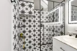 348 Maplewood Ave, Portsmouth, NH 03801 - Photo 29