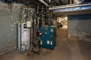 79 Pleasant St, Manchester, NH 03101 - Photo 37