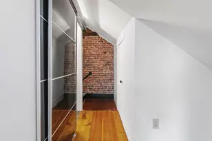 79 Pleasant St, Manchester, NH 03101 - Photo 29