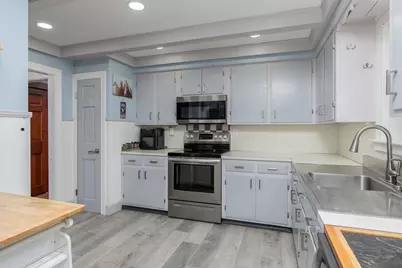 12 Lindy Street, Pembroke, NH 03275 - Photo 11