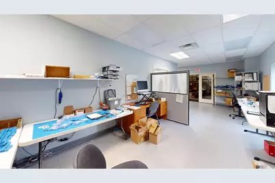 10 Commerce Park North Drive #10, Bedford, NH 03110 - Photo 13