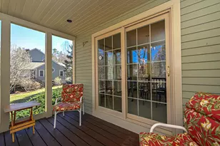 63 Peninsula Dr, Stratham, NH 03885 - Photo 23