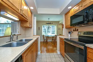 63 Peninsula Dr, Stratham, NH 03885 - Photo 9