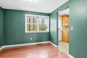 777 Middle Rd, Portsmouth, NH 03801 - Photo 9