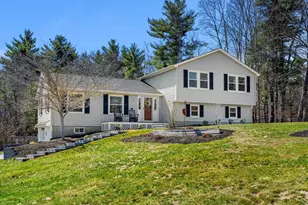 8 Muirfield Dr, Stratham, NH 03885 - Photo 1
