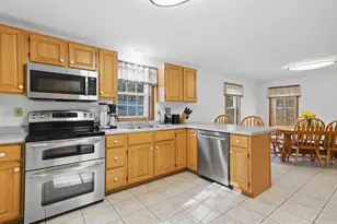 4 Smith Corner Rd, Newton, NH 03858 - Photo 9