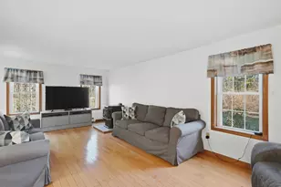 4 Smith Corner Rd, Newton, NH 03858 - Photo 7