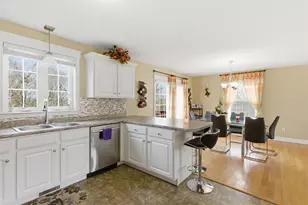 [Address not provided], Manchester, NH 03109 - Photo 7
