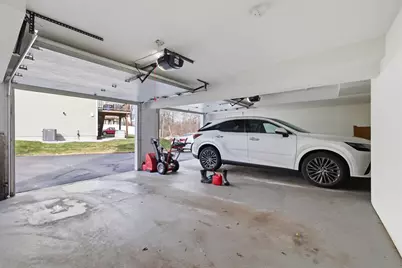 [Address not provided], Manchester, NH 03109 - Photo 9