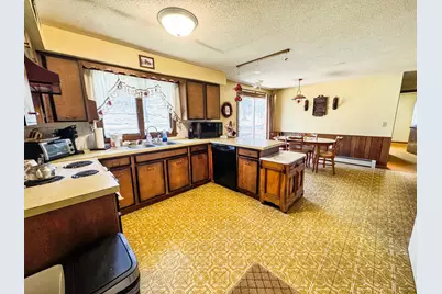 38 Cyr Court, Bennington, VT 05201 - Photo 29